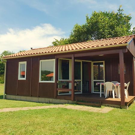 Les Chalets Du Quignon Autry-le-Chatel Екстер'єр фото