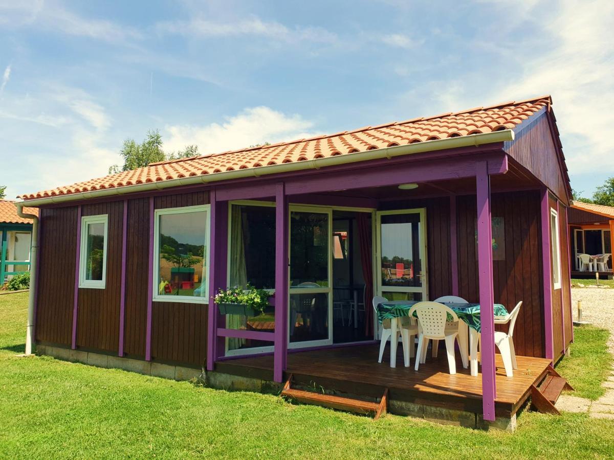 Les Chalets Du Quignon Autry-le-Chatel Екстер'єр фото