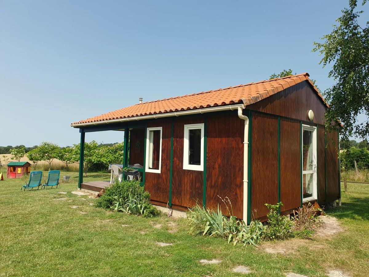 Les Chalets Du Quignon Autry-le-Chatel Екстер'єр фото