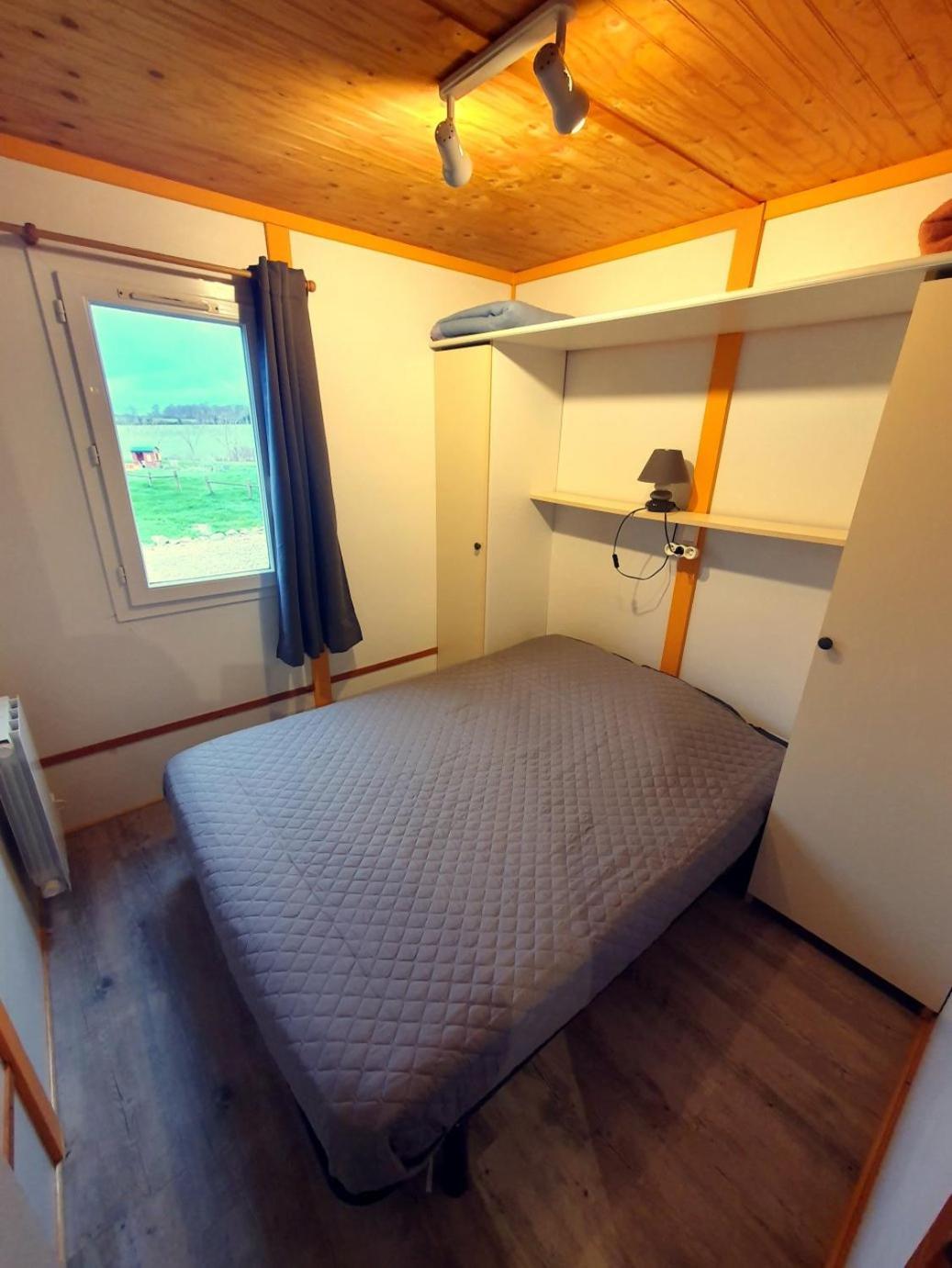 Les Chalets Du Quignon Autry-le-Chatel Екстер'єр фото